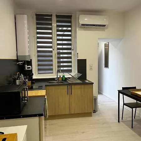 L'instant Plaisir Apartment *
